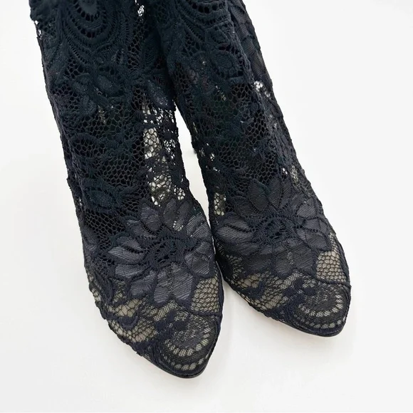 Dolce & Gabbana Lace Ankle Stretch Booties - Picture 6 of 15
